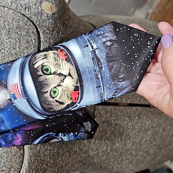 Astronaut Cat galaxy tie American traditions EUC - Picture 3 of 6